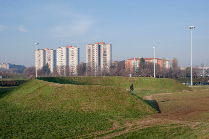 As long as there’s a lawn - Roberto Boccaccino - Phases Magazine
