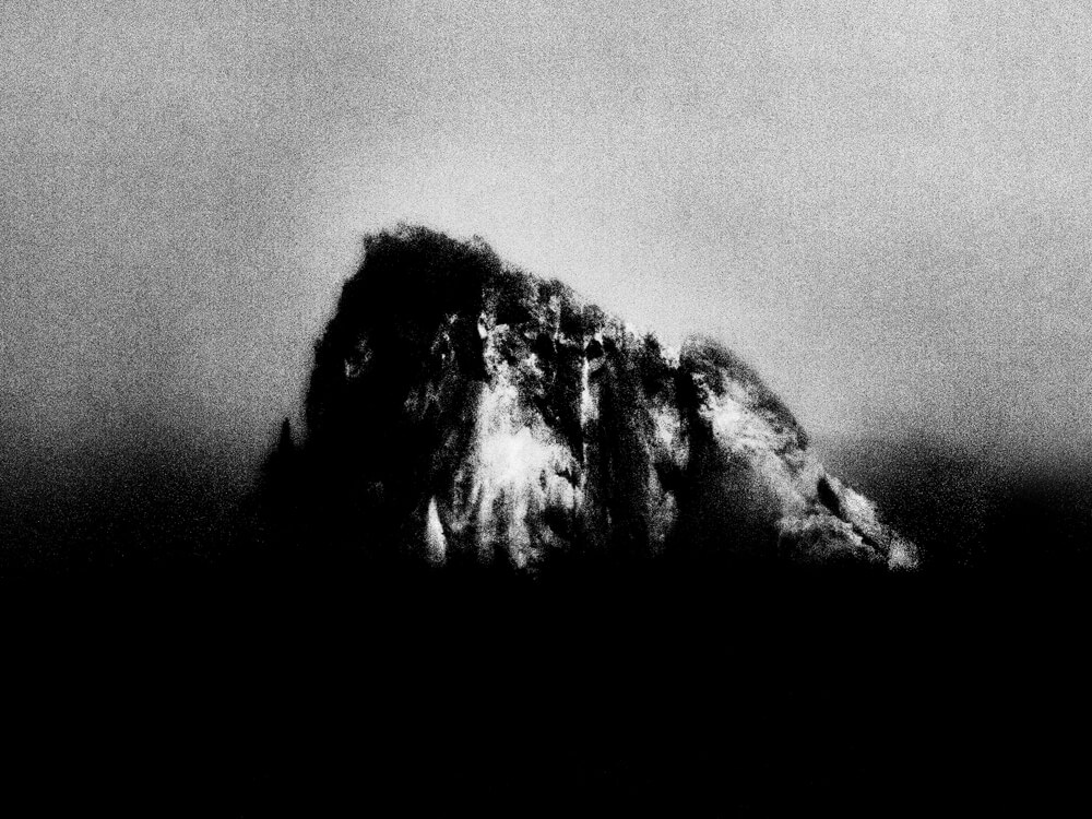 Das Innere (Sulphur) - Alexander Binder - Phases Magazine