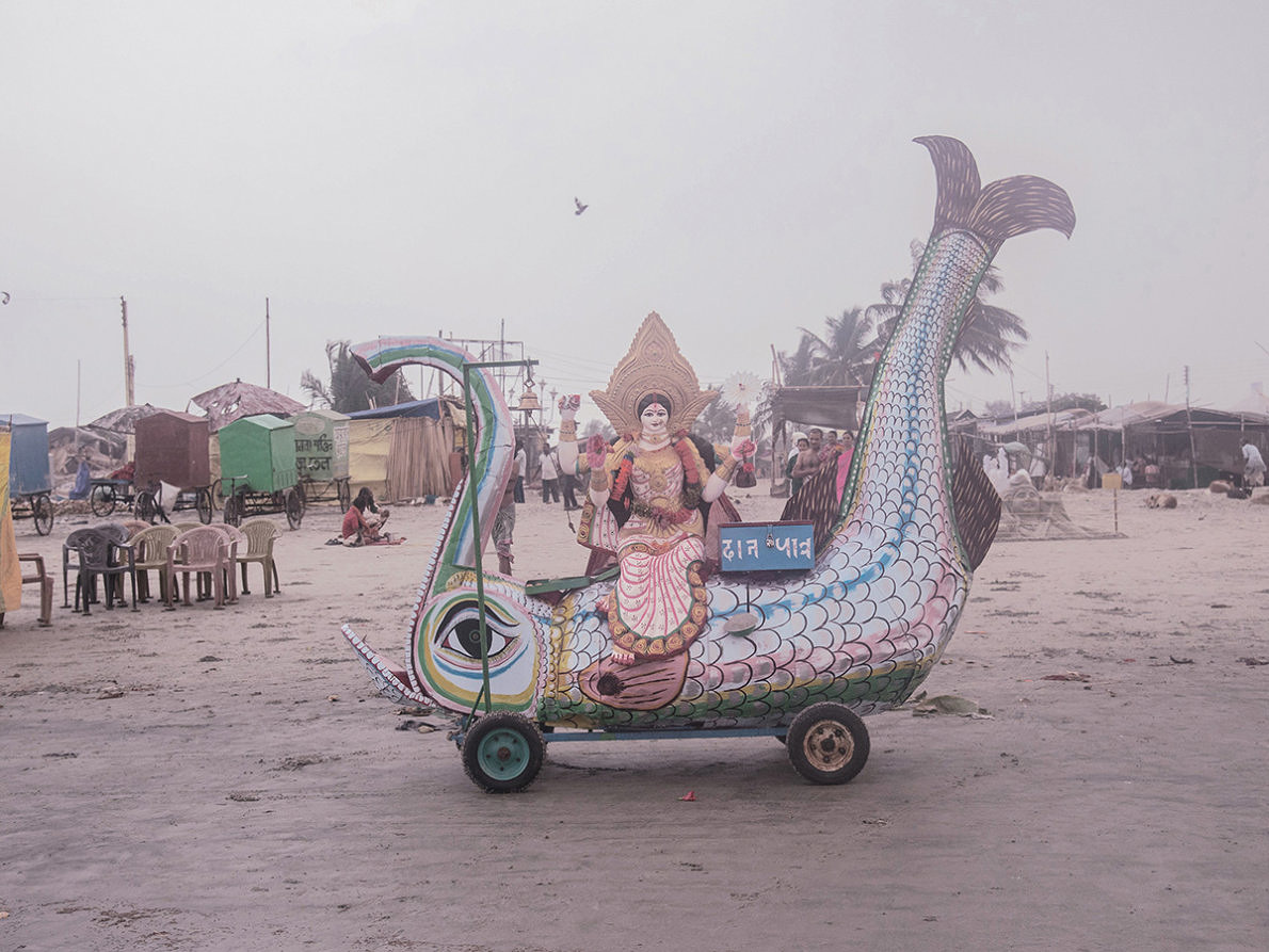 Ebbing away of identity with the tides - Sushavan Nandy - Phases Magazine
