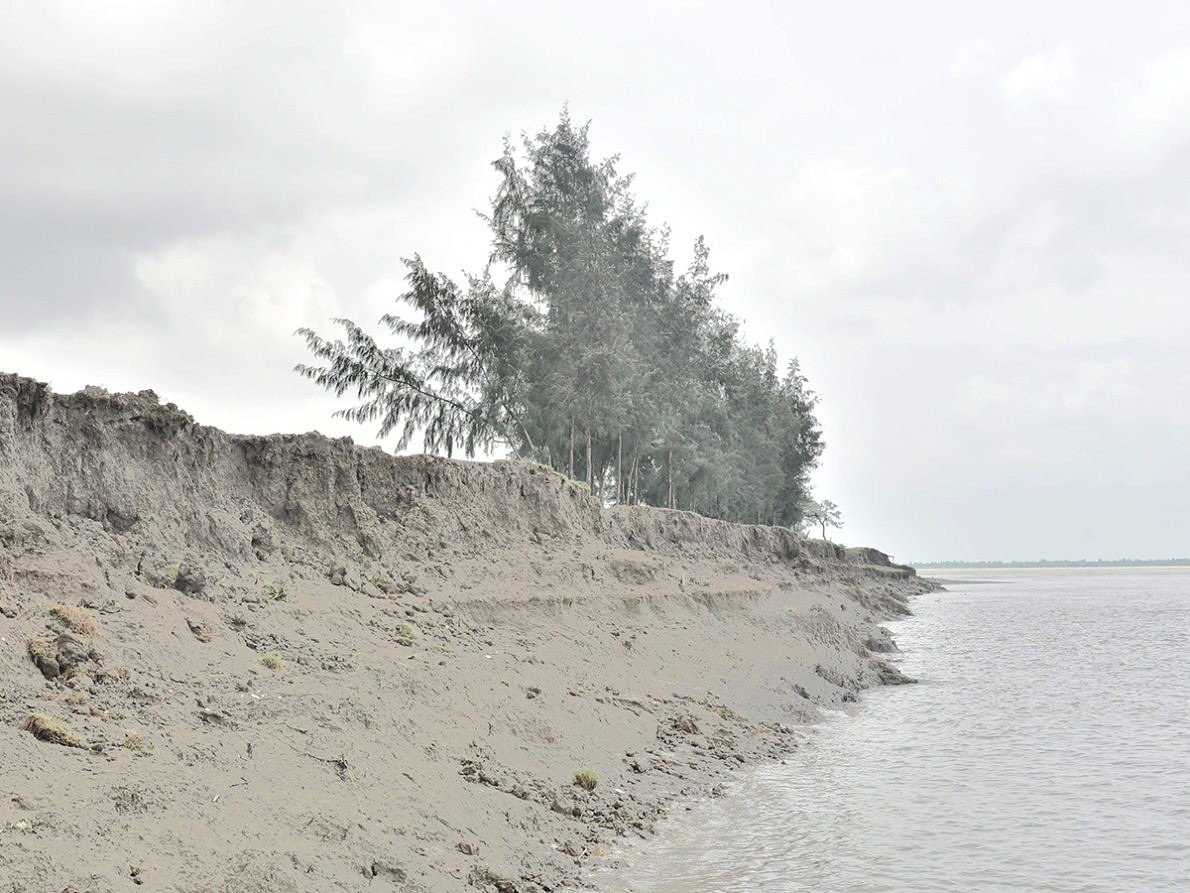 Ebbing away of identity with the tides - Sushavan Nandy - Phases Magazine