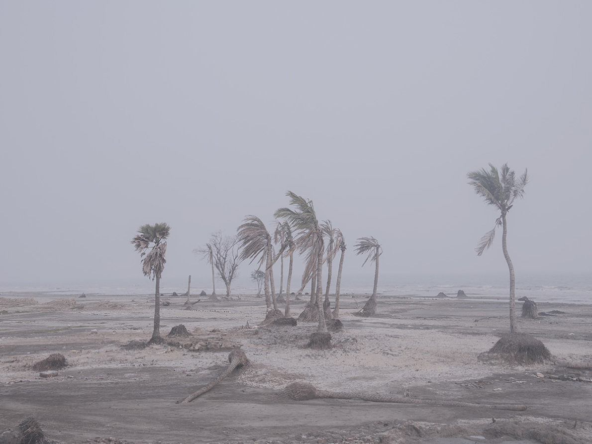 Ebbing away of identity with the tides - Sushavan Nandy - Phases Magazine