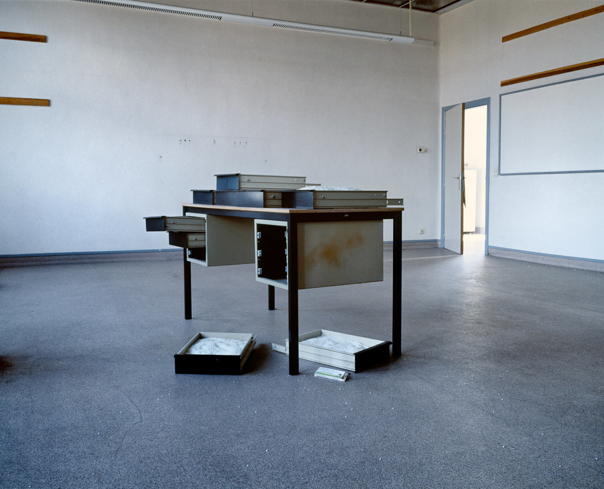 Unsettled - Isabelle Pateer - Phases Magazine